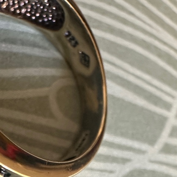 Sapphire Bypass Ring - Picture 2 of 9